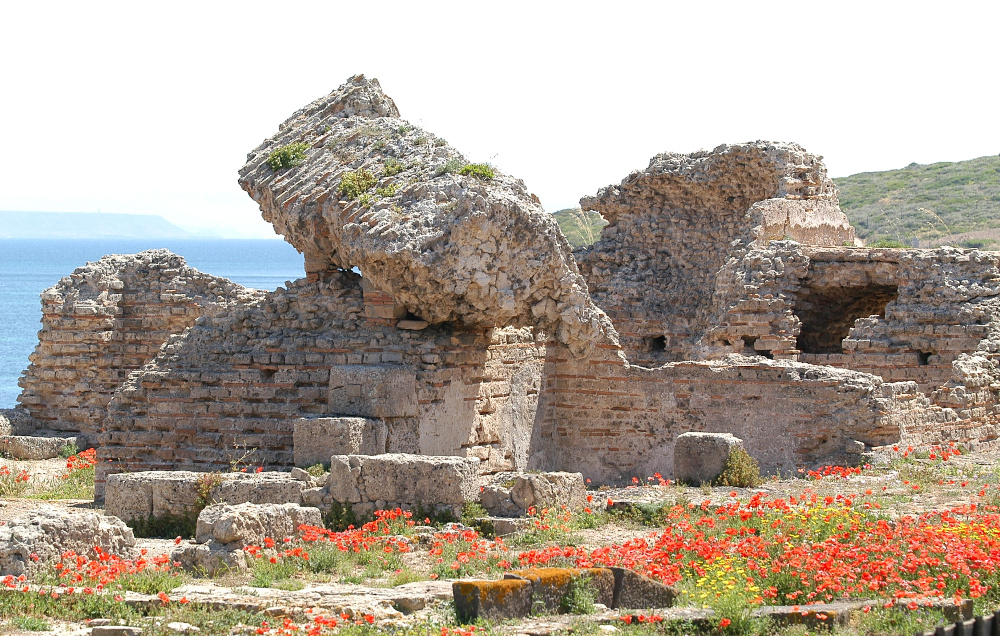 Cabras, Basilica e battistero di Tharros