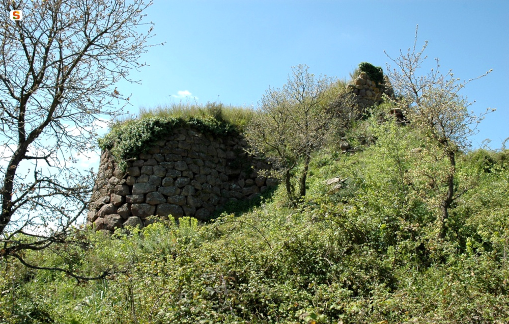 Laconi, Nuraghe Genna Corte